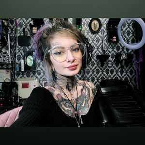 Meet your Posher, Vambi